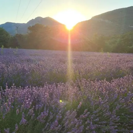 Camin'hotes Drome Soleil Couchant 度假居